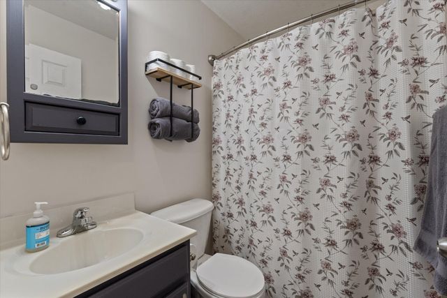 22710 Diamond Cove Street, Lagrange Twp, MI 49031