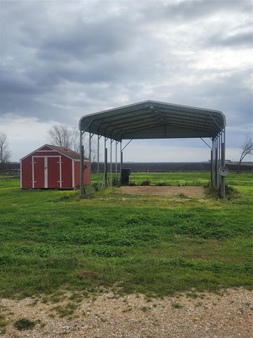 5387 S Fm 441 Road, Louise, TX 77455