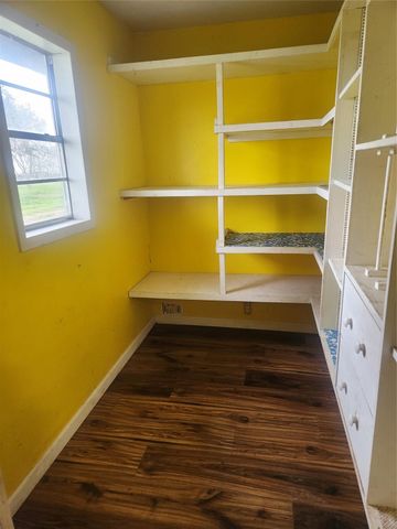 5387 S Fm 441 Road, Louise, TX 77455