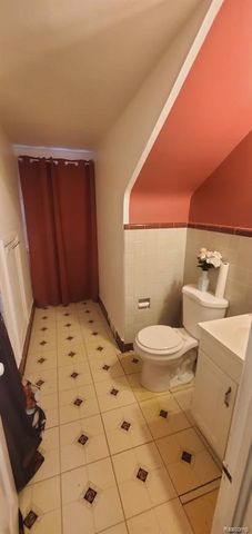 11334 Balfour Road, Detroit, MI 48224