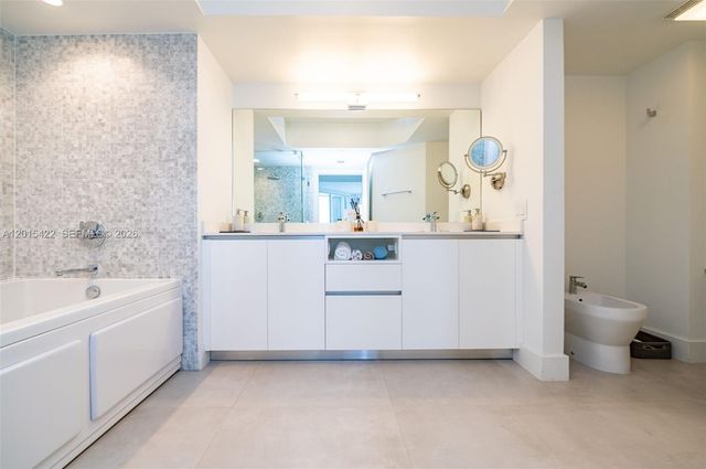 21205 Yacht Club Dr 3107, Aventura, FL 33180