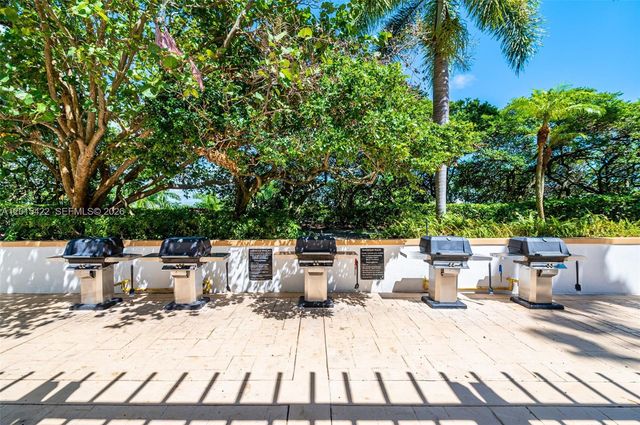 21205 Yacht Club Dr 3107, Aventura, FL 33180