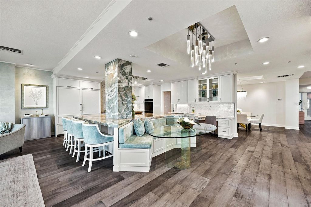 Image 13 of property listing at 3507 BAYSHORE BOULEVARD 102, Tampa, FL 33629