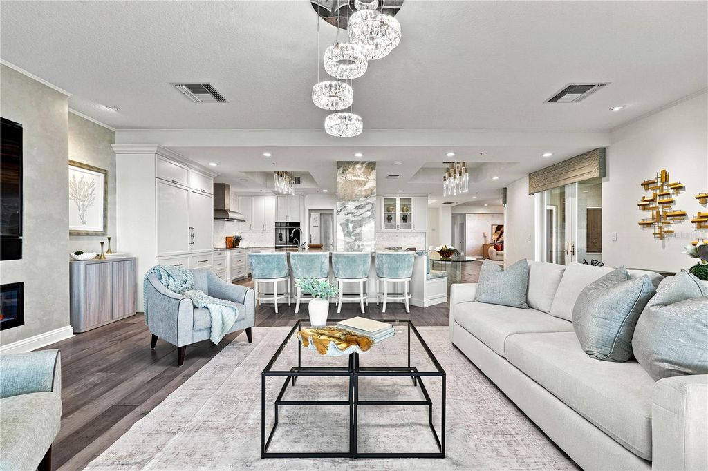 Image 19 of property listing at 3507 BAYSHORE BOULEVARD 102, Tampa, FL 33629