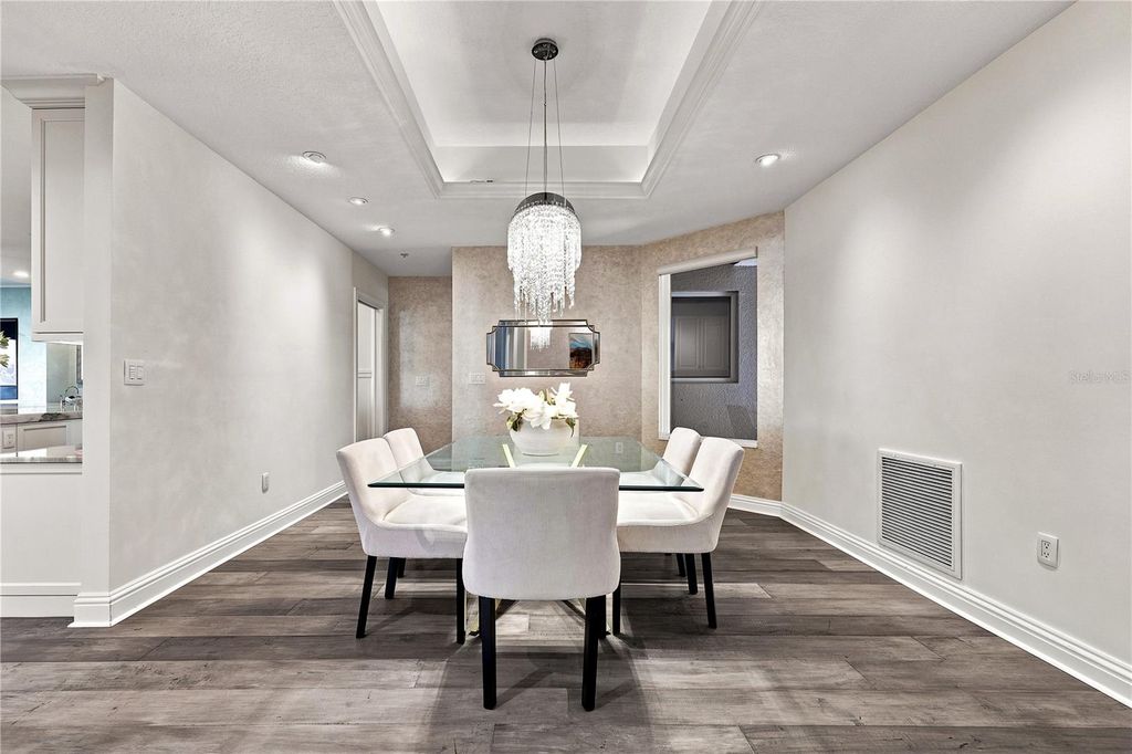 Image 23 of property listing at 3507 BAYSHORE BOULEVARD 102, Tampa, FL 33629