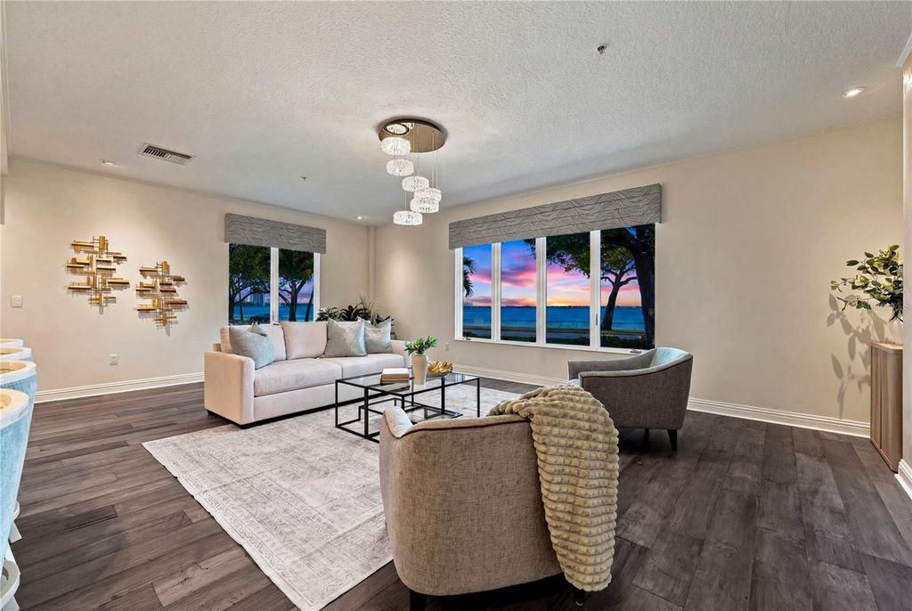 Image 24 of property listing at 3507 BAYSHORE BOULEVARD 102, Tampa, FL 33629