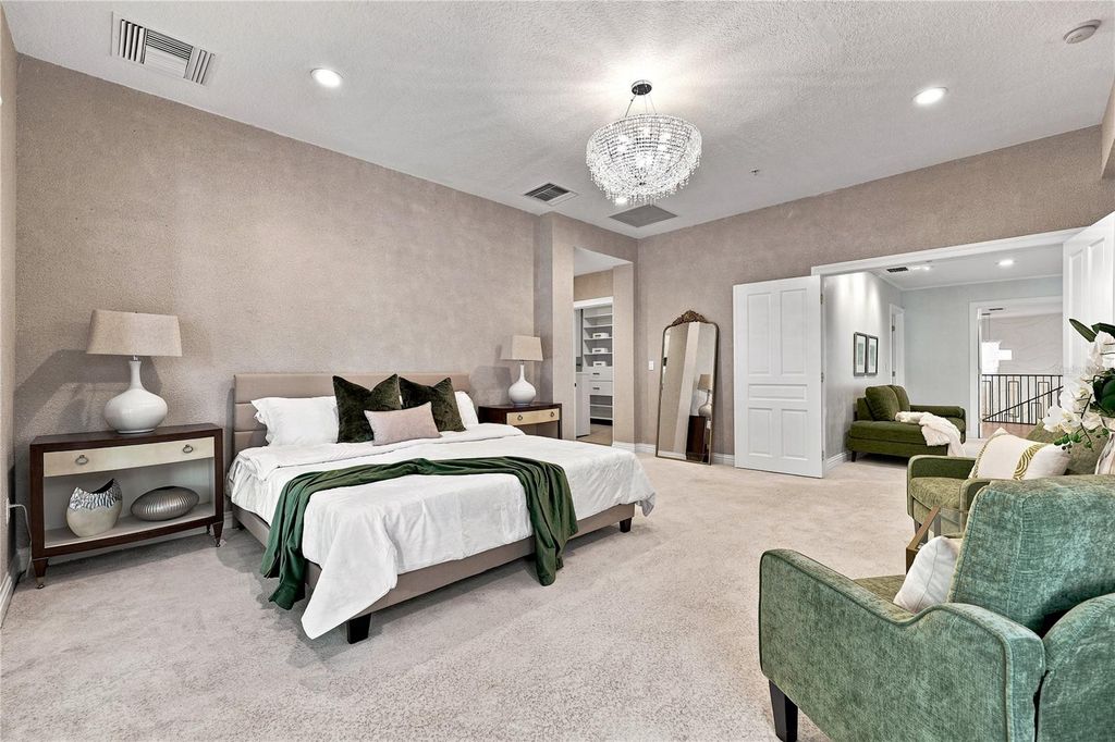 Image 35 of property listing at 3507 BAYSHORE BOULEVARD 102, Tampa, FL 33629