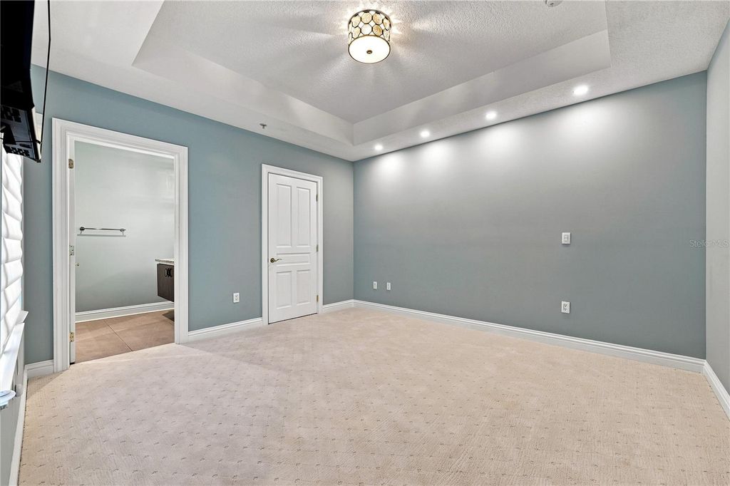 Image 57 of property listing at 3507 BAYSHORE BOULEVARD 102, Tampa, FL 33629