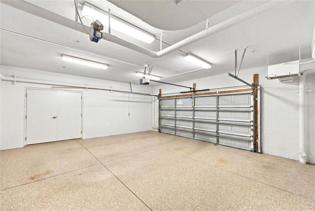 Image 61 of property listing at 3507 BAYSHORE BOULEVARD 102, Tampa, FL 33629