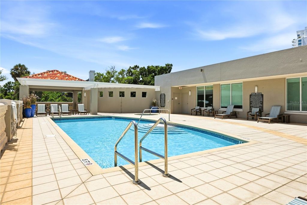 Image 82 of property listing at 3507 BAYSHORE BOULEVARD 102, Tampa, FL 33629