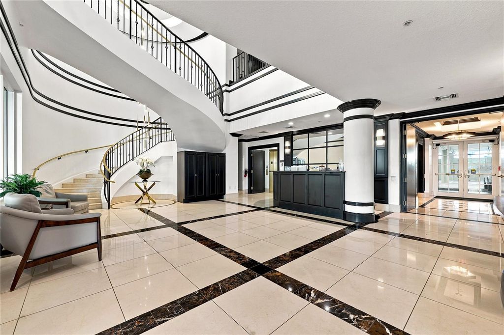 Image 88 of property listing at 3507 BAYSHORE BOULEVARD 102, Tampa, FL 33629