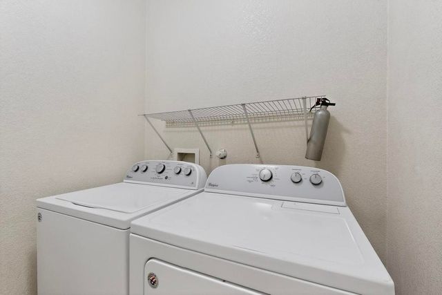 6800 Vista Del Norte Road NE 1711, Albuquerque, NM 87113