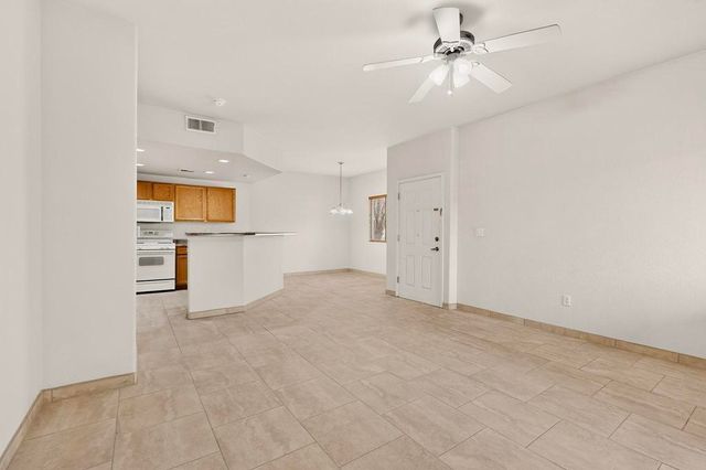 6800 Vista Del Norte Road NE 1711, Albuquerque, NM 87113