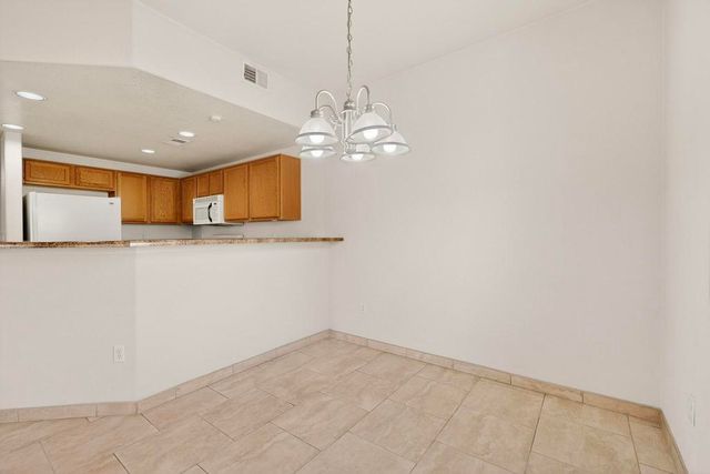 6800 Vista Del Norte Road NE 1711, Albuquerque, NM 87113