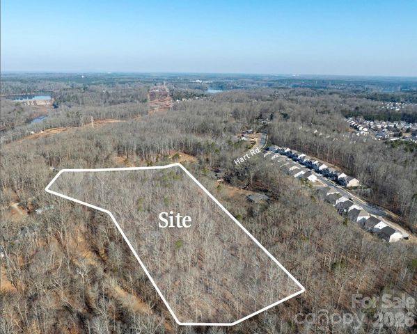 1626 Hart Road, Charlotte, NC 28214