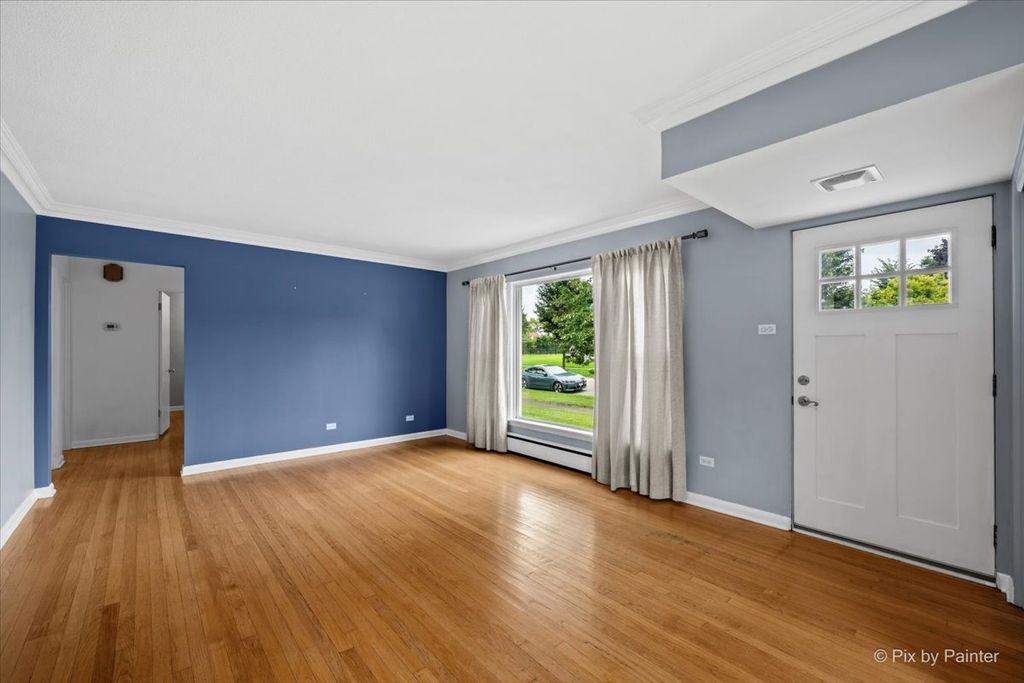 8048 N Ozanam Avenue, Niles, IL 60714 — photo 5