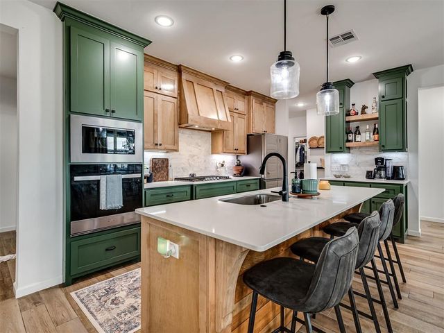 2777 Juneberry Lane, Newcastle, OK 73065