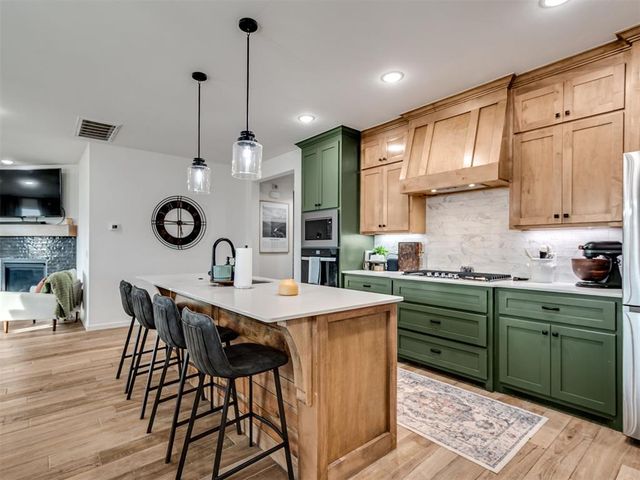 2777 Juneberry Lane, Newcastle, OK 73065