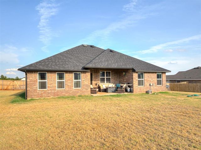 2777 Juneberry Lane, Newcastle, OK 73065