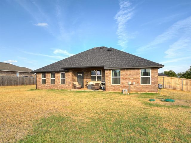 2777 Juneberry Lane, Newcastle, OK 73065