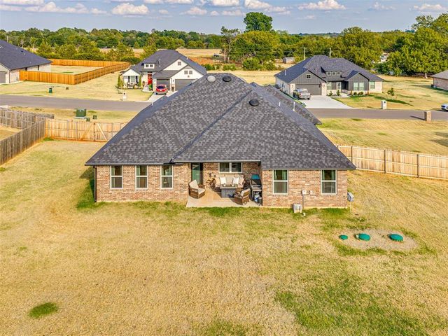 2777 Juneberry Lane, Newcastle, OK 73065