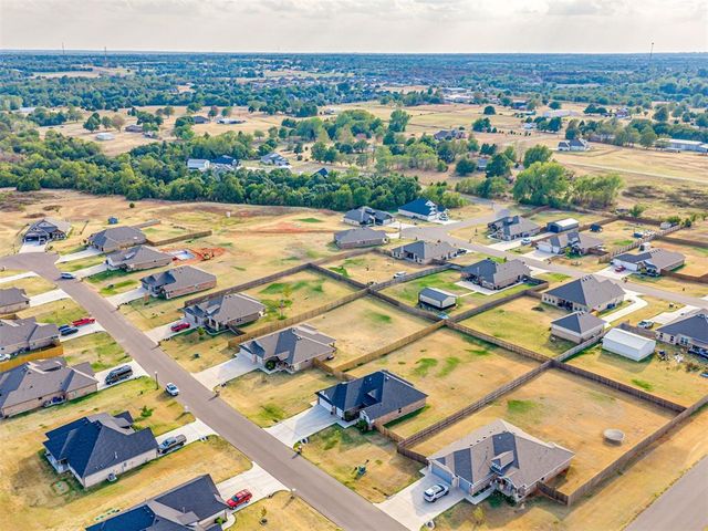 2777 Juneberry Lane, Newcastle, OK 73065
