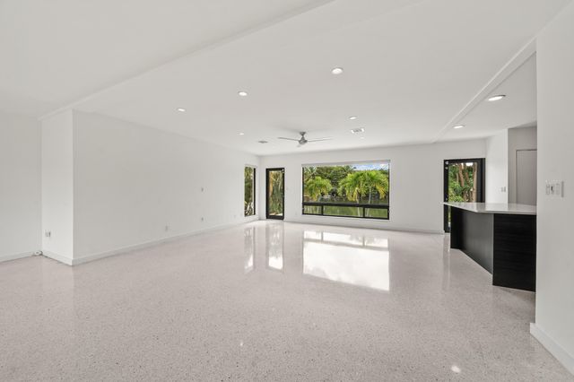 1717 NE 20TH Avenue, Fort Lauderdale, FL 33305