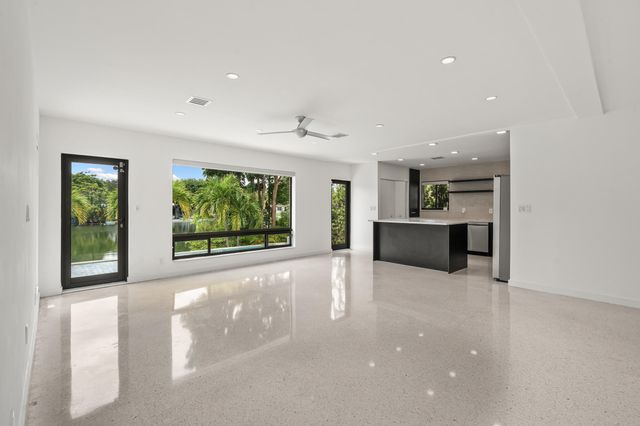 1717 NE 20TH Avenue, Fort Lauderdale, FL 33305