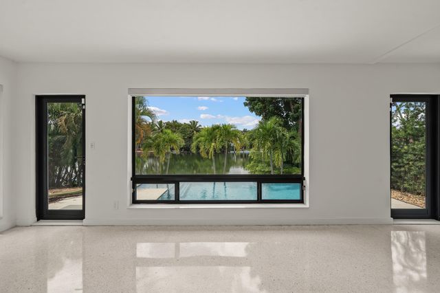 1717 NE 20TH Avenue, Fort Lauderdale, FL 33305