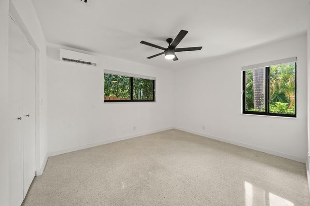 1717 NE 20TH Avenue, Fort Lauderdale, FL 33305