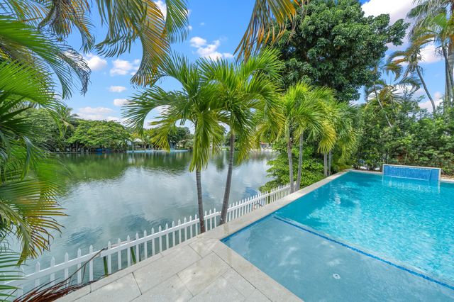1717 NE 20TH Avenue, Fort Lauderdale, FL 33305