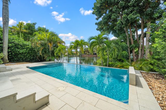1717 NE 20TH Avenue, Fort Lauderdale, FL 33305