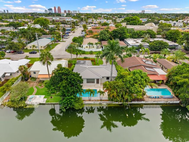 1717 NE 20TH Avenue, Fort Lauderdale, FL 33305