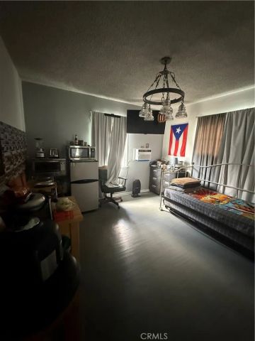 7663 Willis Ave, Van Nuys, CA 91405