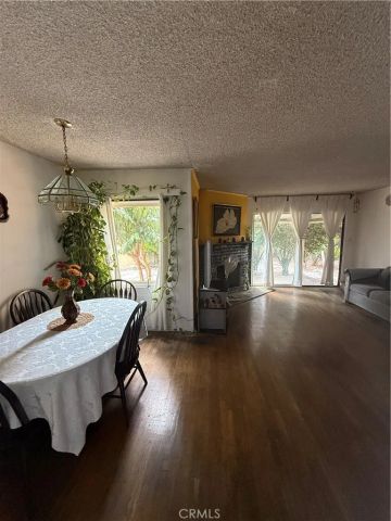 7663 Willis Ave, Van Nuys, CA 91405