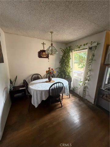 7663 Willis Ave, Van Nuys, CA 91405