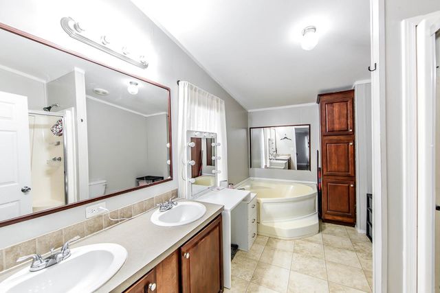 169 Constant Drive, Thibodaux, LA 70301