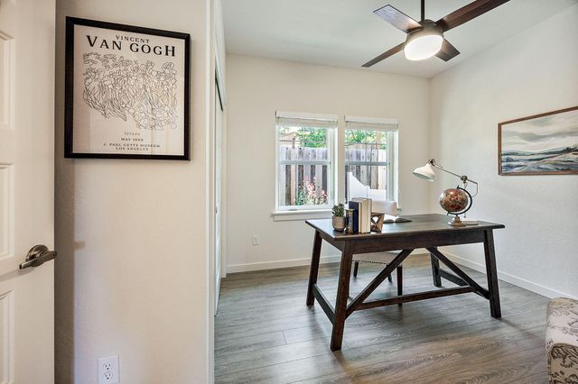 158 Mountain View Drive, Ashland, OR 97520