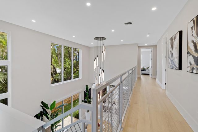 1504 NE 6TH Court, Fort Lauderdale, FL 33304