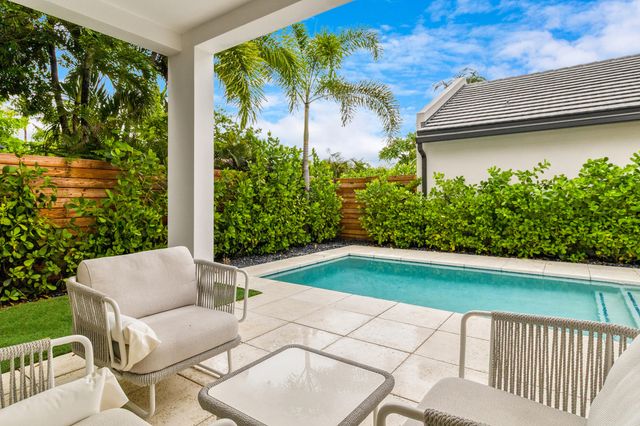 1504 NE 6TH Court, Fort Lauderdale, FL 33304
