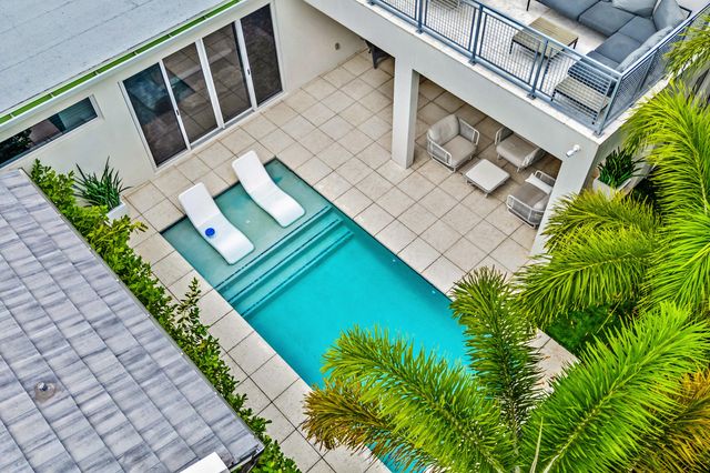 1504 NE 6TH Court, Fort Lauderdale, FL 33304