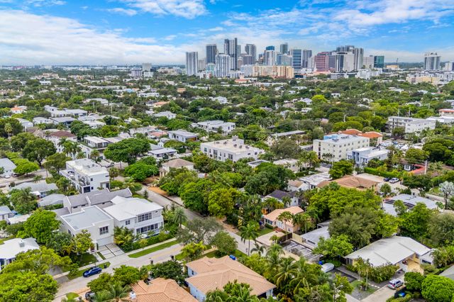1504 NE 6TH Court, Fort Lauderdale, FL 33304