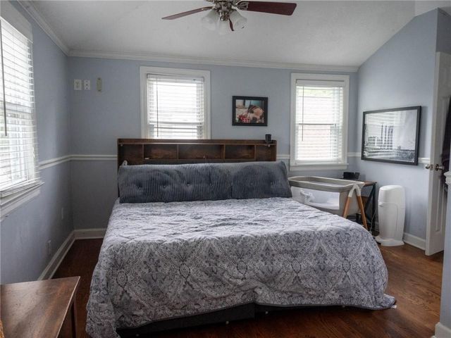 7551 Grand Avenue, Kansas City, MO 64114