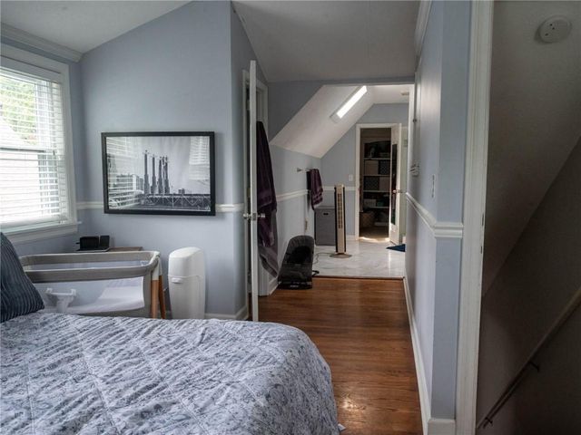 7551 Grand Avenue, Kansas City, MO 64114
