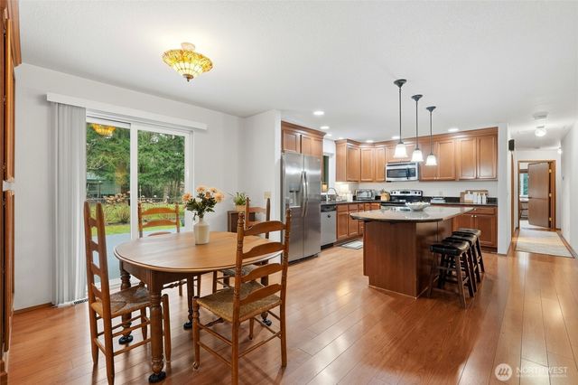 16008 Mink Road NE, Woodinville, WA 98077