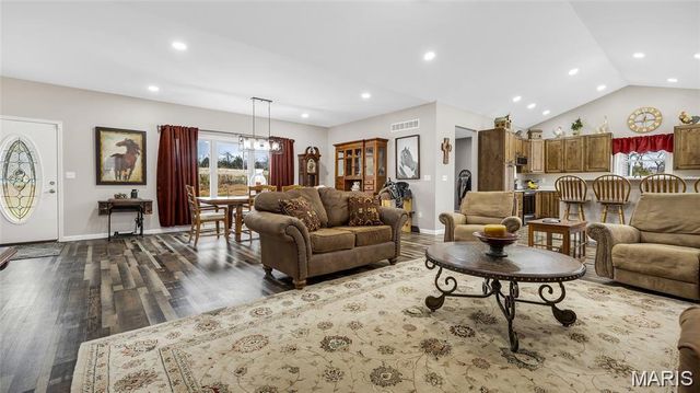 3700 State Road V, De Soto, MO 63020
