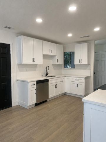 2005 Valmora Dr, Stockton, CA 95210