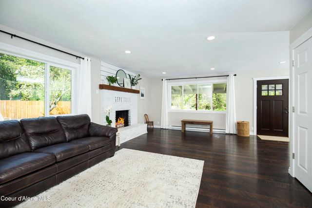 41 Pinecone RD, Sandpoint, ID 83864