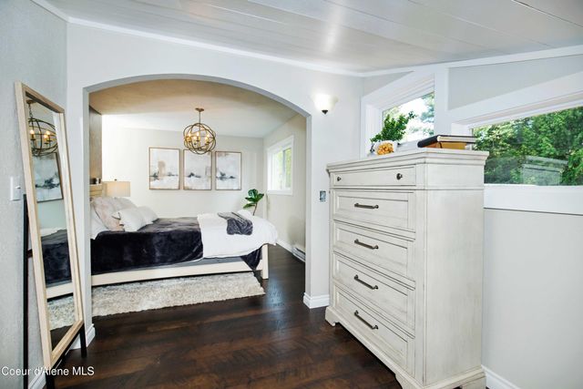 41 Pinecone RD, Sandpoint, ID 83864