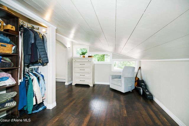 41 Pinecone RD, Sandpoint, ID 83864